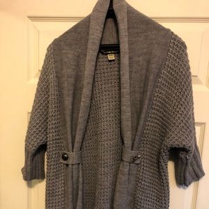 Gorgeous Vintage like Sweater!